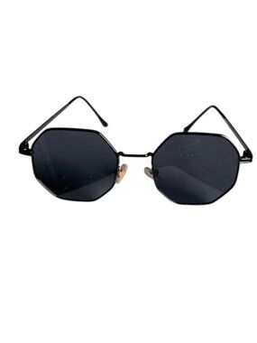 Women's Geometric Black Frame Sunglasses